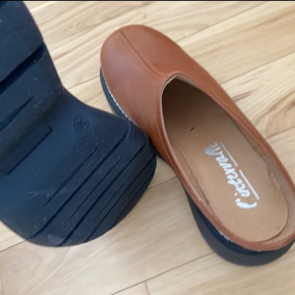 L'Intervalle Tupin leather clogs - Picture 5 of 9